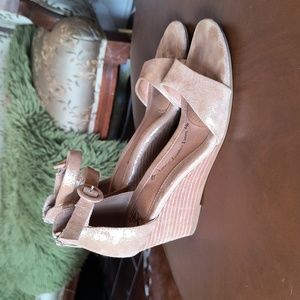 Sofft wedge sandals